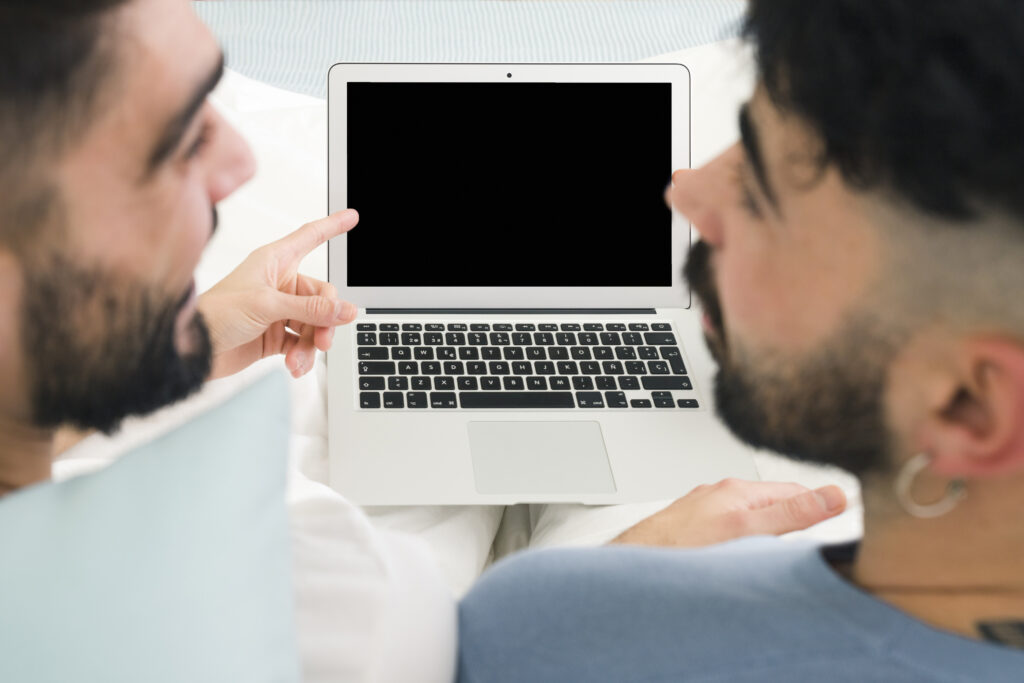 MacBook won't turn on showing MacBook with black screen representing how to force turn on MacBook force restart frozen MacBook black screen fix and all troubleshooting steps