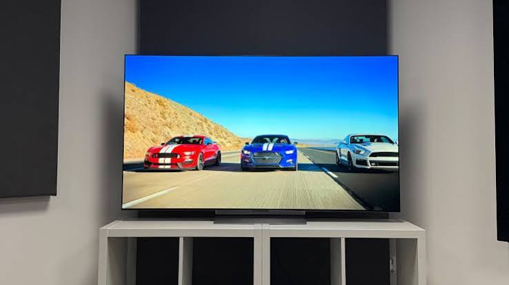 samsung vs sony tv showing Samsung QLED and Sony OLED side by side representing sony vs samsung tv samsung vs lg oled samsung crystal uhd vs qled and samsung qn900f vs qn990f