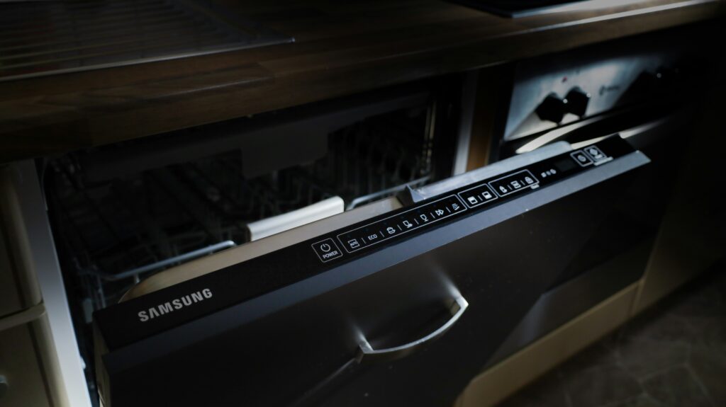 samsung washer not spinning showing front-load Samsung washing machine with error display representing samsung washer not spinning samsung washer drain pump sc code on samsung washer and what does 4c mean on a samsung washer